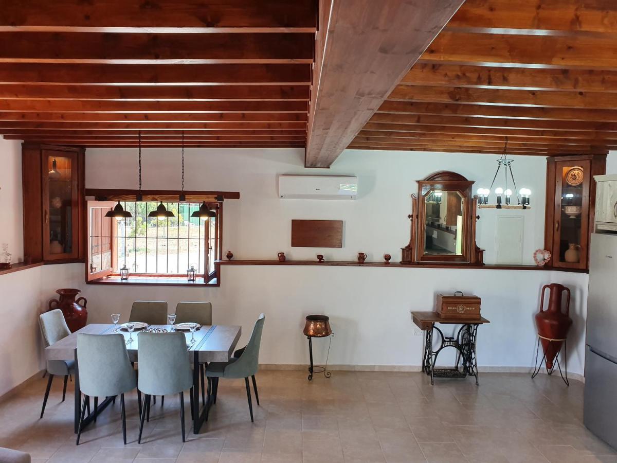 Villa Yioukkas Paphos Ngoại thất bức ảnh