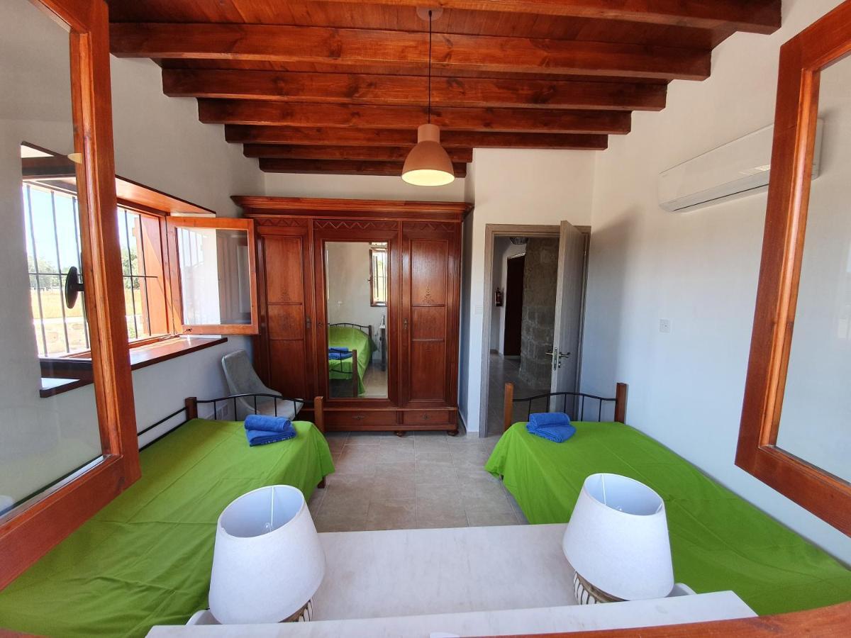 Villa Yioukkas Paphos Ngoại thất bức ảnh